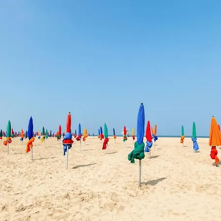 Petit Golf Privee Piscine Chauffee Deauville