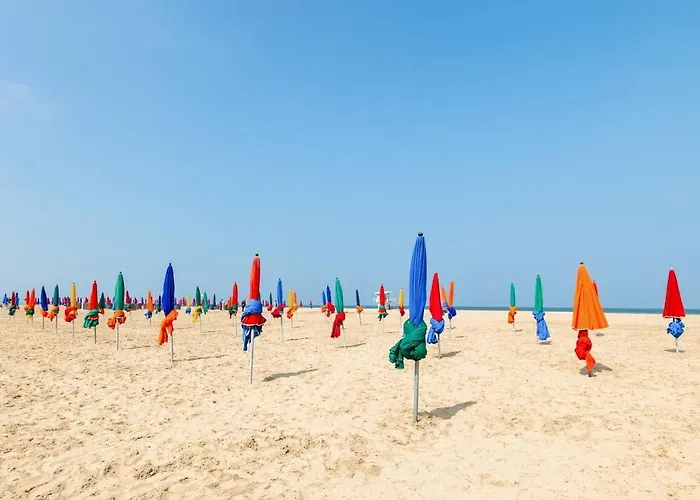 Petit Golf Privee Piscine Chauffee 도빌